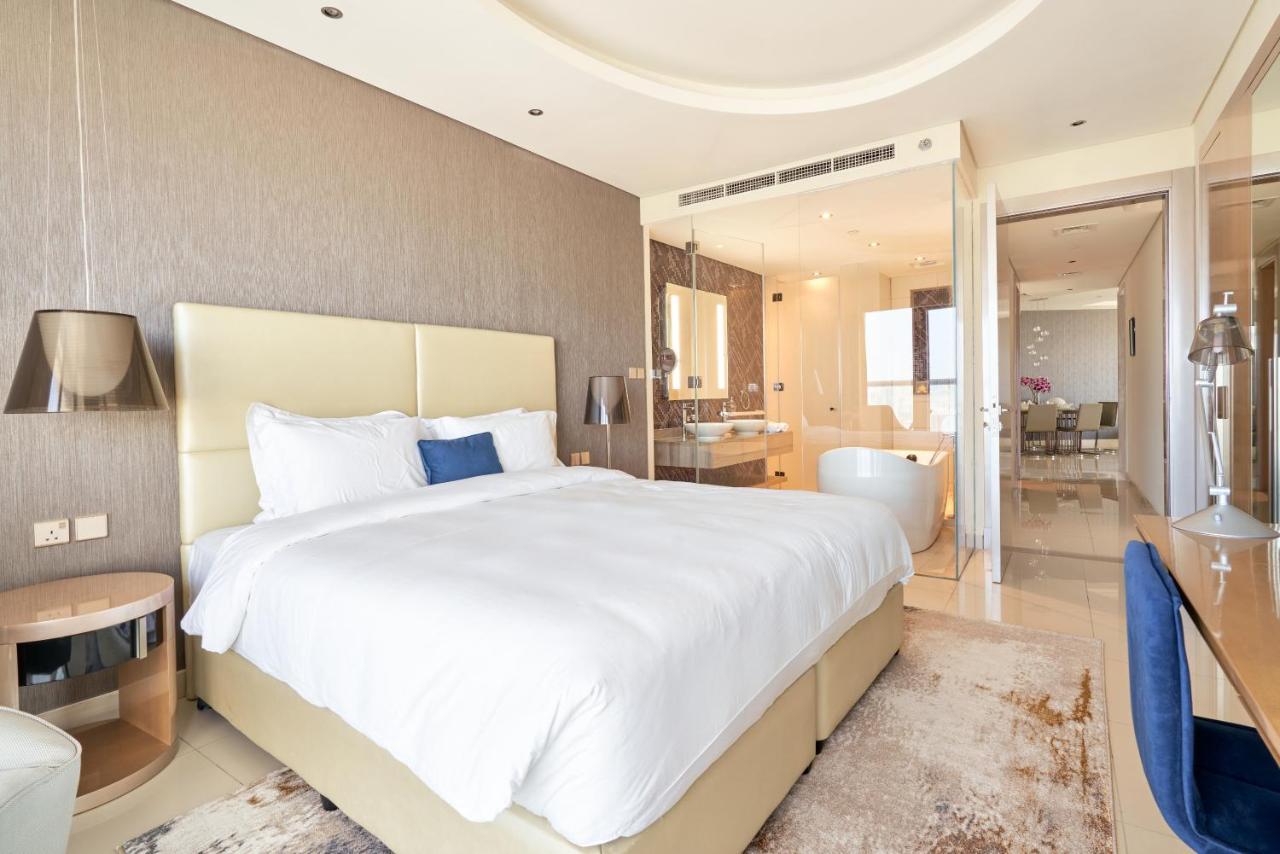 Aliving Superior 3br Paramount Towers Business Bay -6104 Appartement *